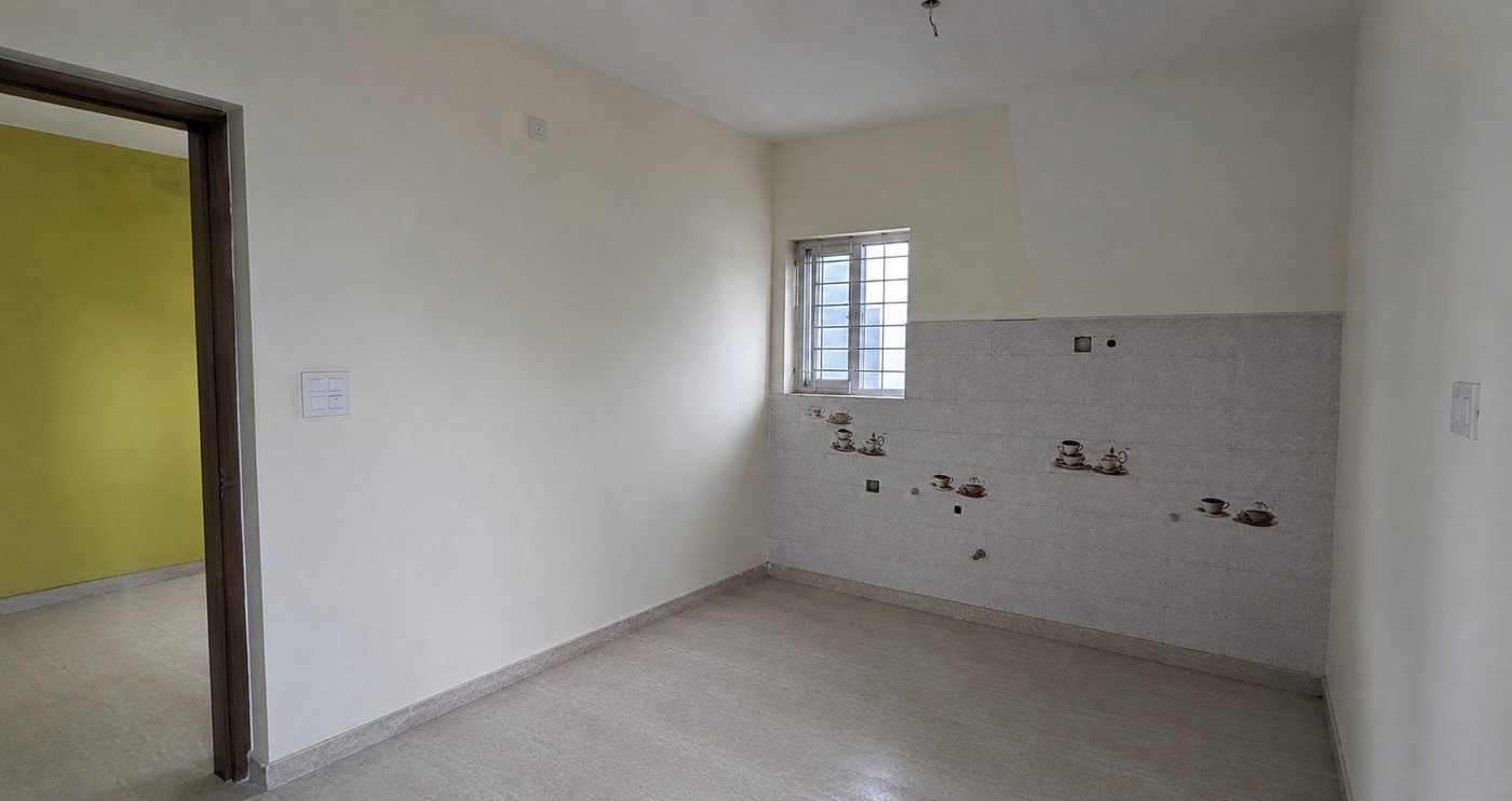 Empty plain unfurnished room before transformation